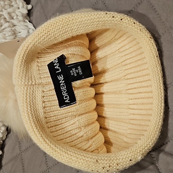 Adrienne Landau Hat - Picture 9 of 12